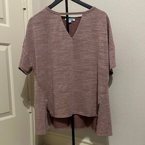 She + Sky Mauve Short Sleeve V-Neck Top